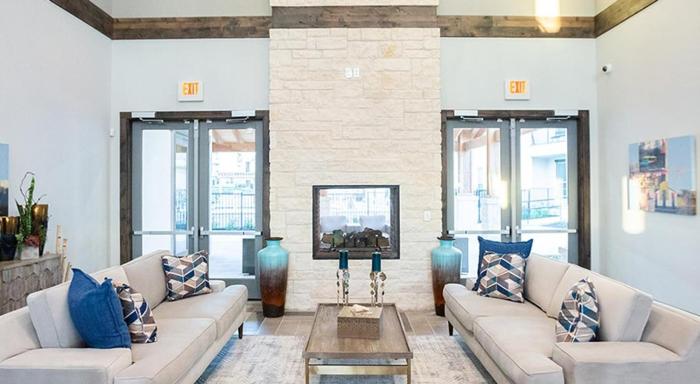 Landing Apartments - Shadow Glen