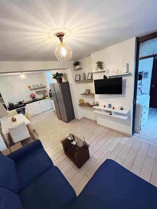 Adel Departamento - Ovalo Larco