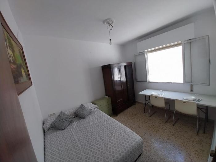 Habitación D Frente al Mercadona