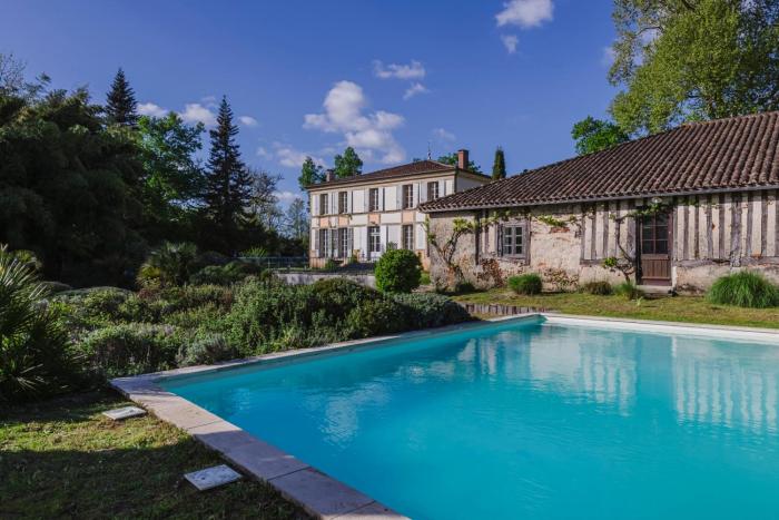 Chateau de la Grotte