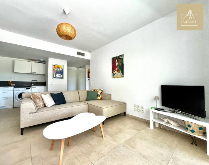 Le Coba Beach - P3 Cosy, Clim, Parking, Plage à 10 min à pied