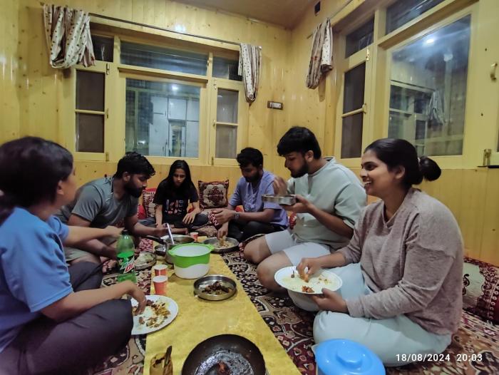 Peace inn paradise Guest House Gurez