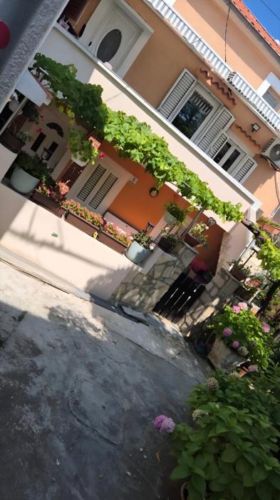 Yasmin Breeze Apartment