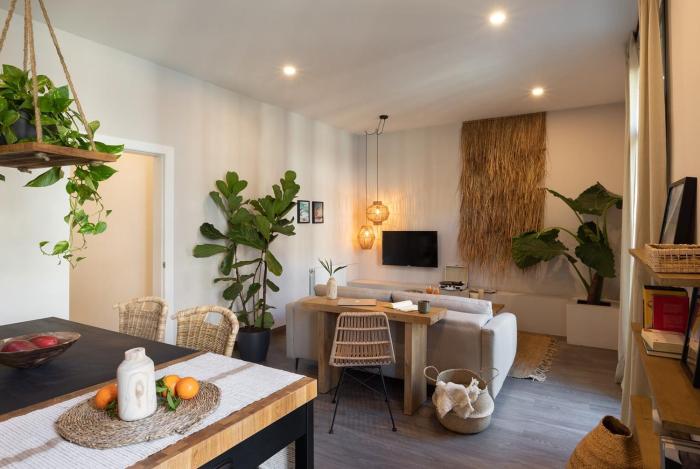 Damar - 2 bedrooms and balcony in Eixample Dreta