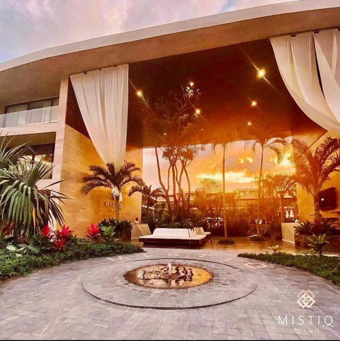 Plunge Pool Duplex PH with Beach Club Shuttle and GYM