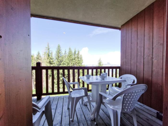 Résidence Roselend - Charmant appartement de 3 pièces situé dans une résidence au village du Chantel, proche des pistes et avec piscine. MAE-4441