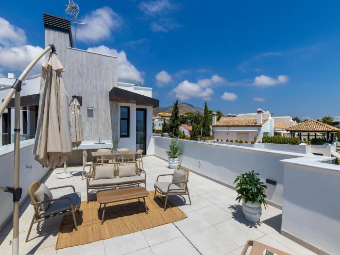 Montemar Retreat with Private Pool