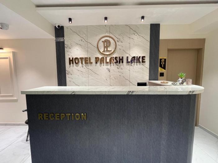 Hotel Palash Lake
