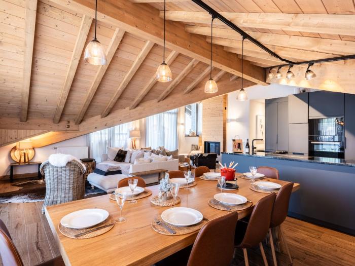 Superbe T4 à Plagne Montalbert avec Cheminée, WIFI, Parking & Terrasse - FR-1-755-28