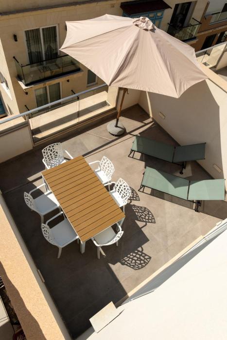 The Penthouse by Shmoo - Sliema Ferries