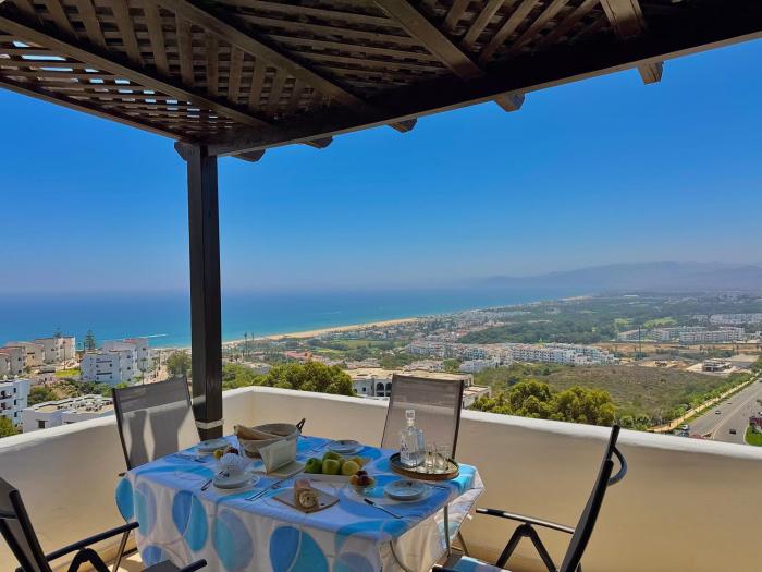 Appartement vue panoramique sur mer à BELLA VISTA