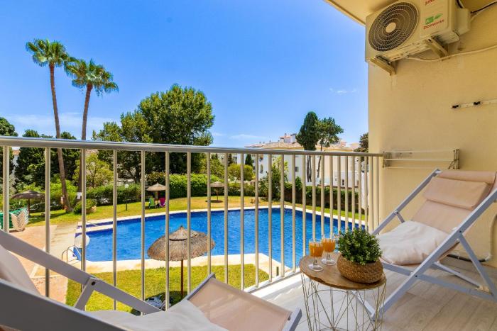 Carihuela Palace 912 by IVI Real Estate