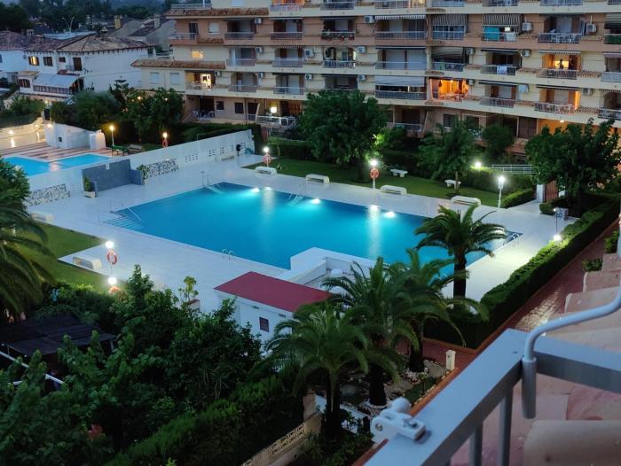 Playa Gandia, Iris, piscina AA y WiFi