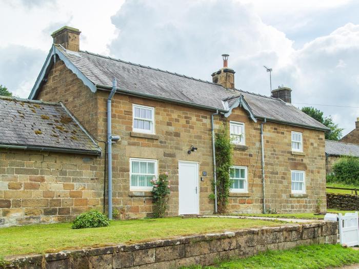 Rose Cottage, Kepwick Village with Hot Tub - Rural Location
