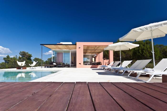 Stunning Seaside Oasis in Ibiza, 1049