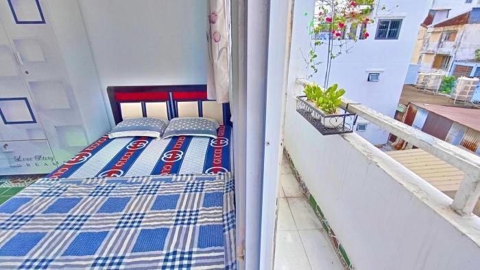 Beautiful balcony window Studio-A paradise of food, shopping and beauty care services