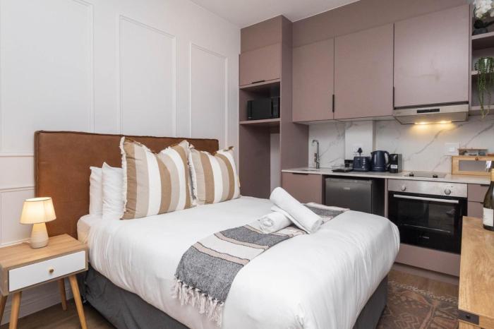 Venice House Cozy Studio in Heart of Cape Town