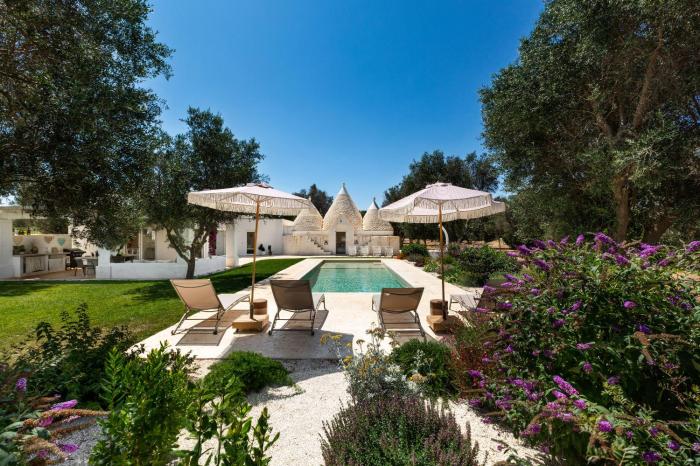 Trullo Gritti by Perle di Puglia