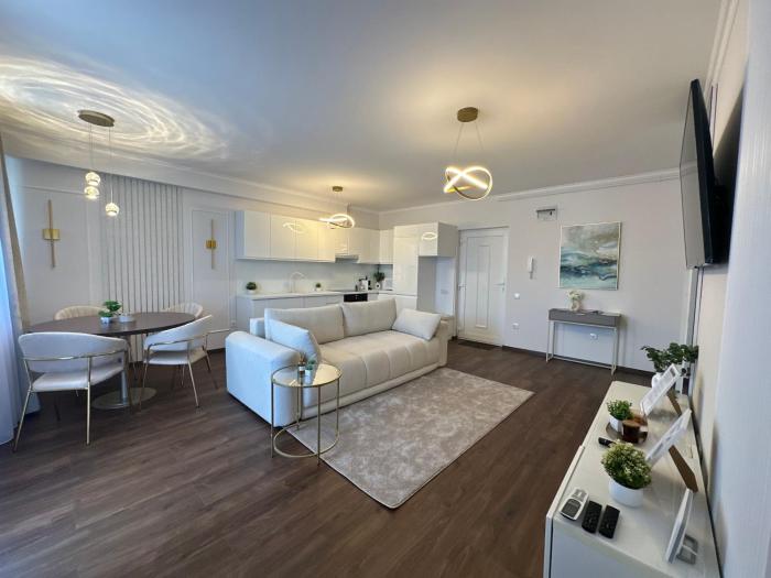 PURE Apartman -free private garage