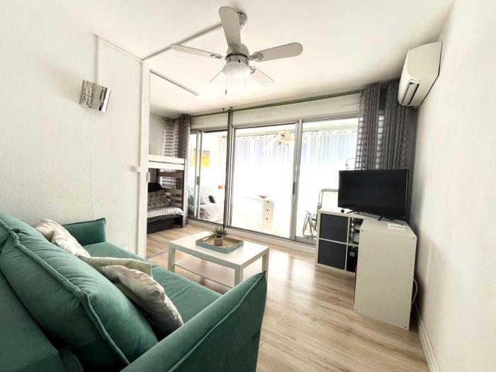 Résidence Les Jardins Du Port - Superbe T2 en rez de jardin dans résidence avec piscine MAE-2363