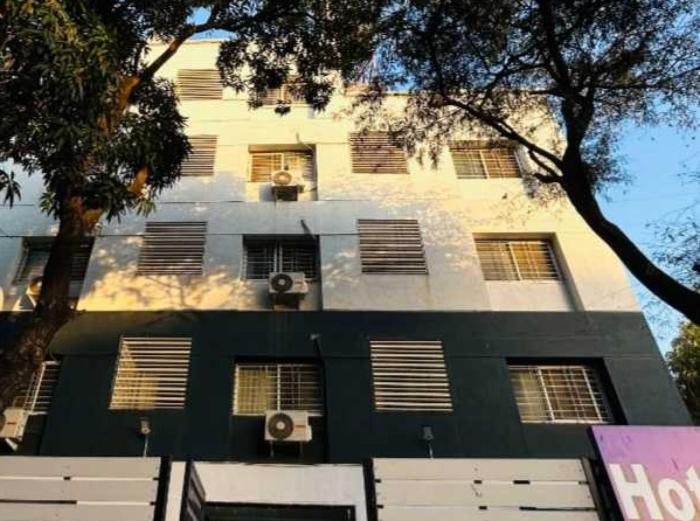 Hotel O by OYO Shree Apartments