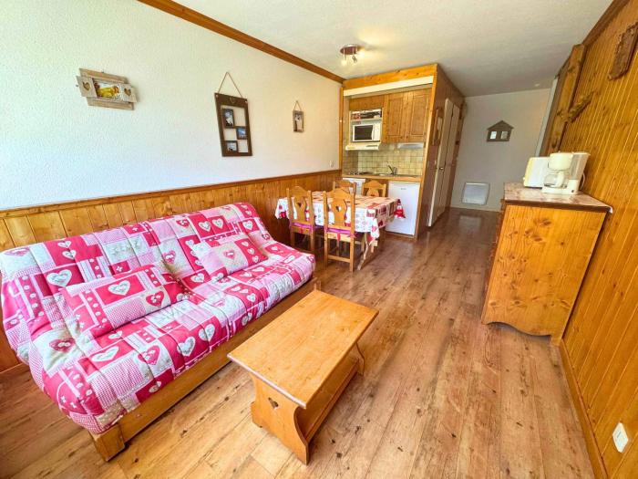 Studio 4 pers. au pied des pistes des 3 Vallées - FR-1-452-400