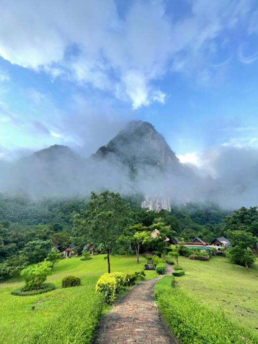 The Cliff and River Jungle Resort ภูผาและลำธารรีสอร์ท