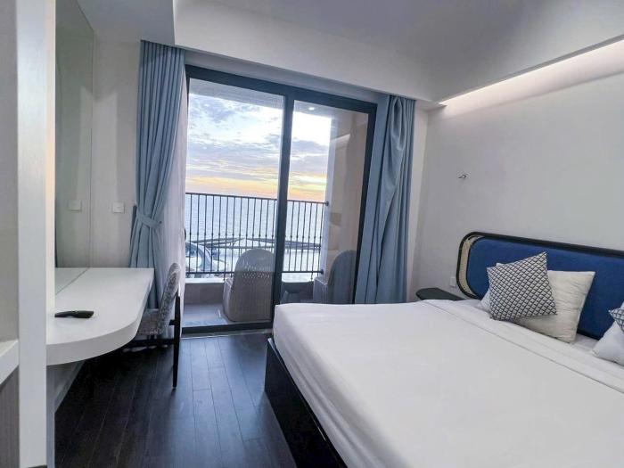 Studio Hillside Phu Quoc, sea & firework view