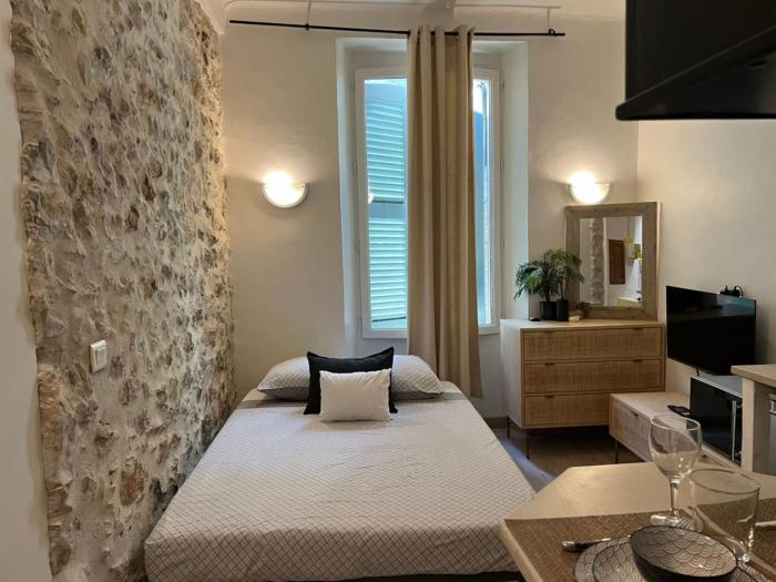 Studio dans le vieil Antibes