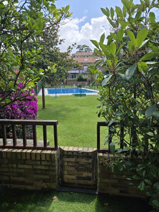 Pareado en Loredo en la playa