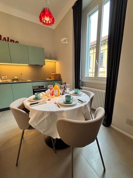 ITALIANSTAYRENTALS Apartment Solferino 37