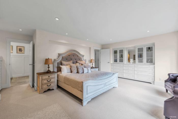 Luxuary Stay in West Vancouver