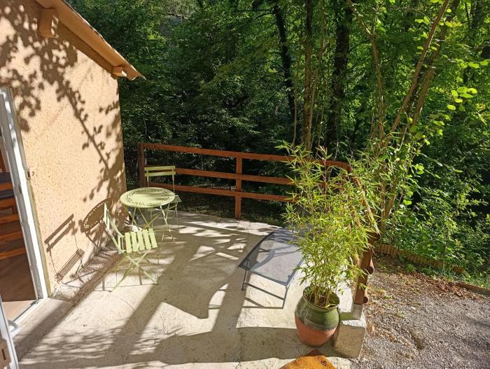 studio cosy en pleine forêt