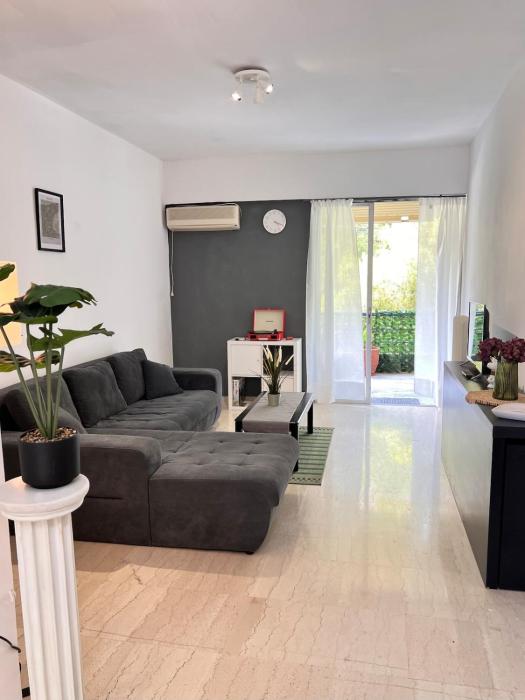 Varkiza Beach Entire Apartment