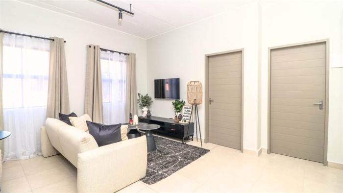 Starling Apartment in Rosebank