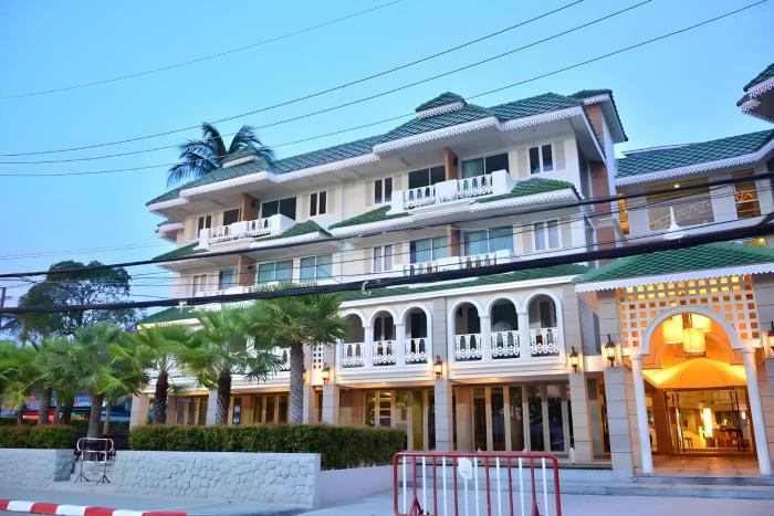 The Taksim Royal Beach Hotel