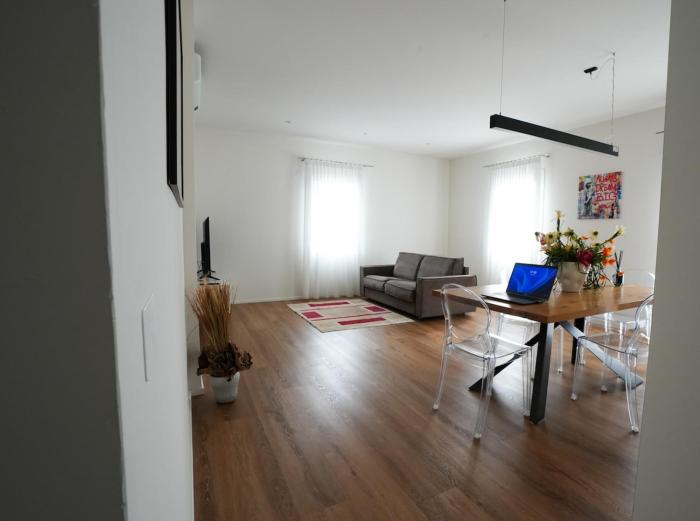 G83Home-Appartamento moderno in zona Fiera