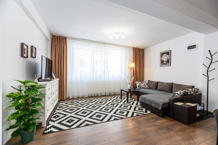 Brasov Hillside Suite Near City Center
