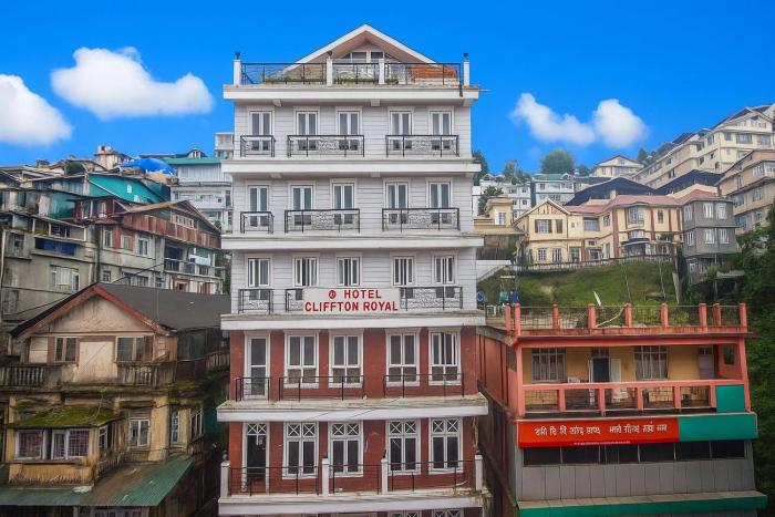 HOTEL CLIFFTON ROYALS