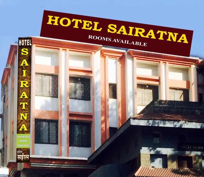SAIRATNA HOTEL only 1 minute distance from sai temple