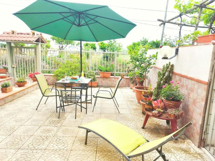 La Casa nel Verde, tra mare e Vesuvio