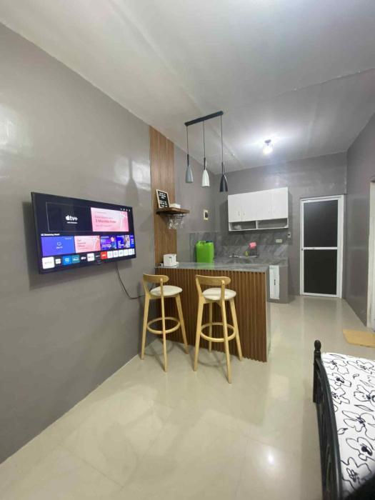 Sam transient and bucos havin