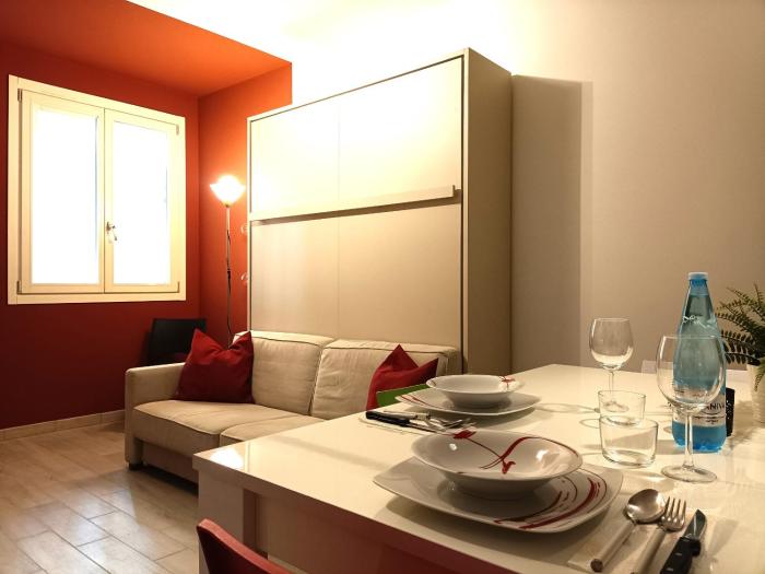 Looking for Charming Studio with courtyard on the Navigli