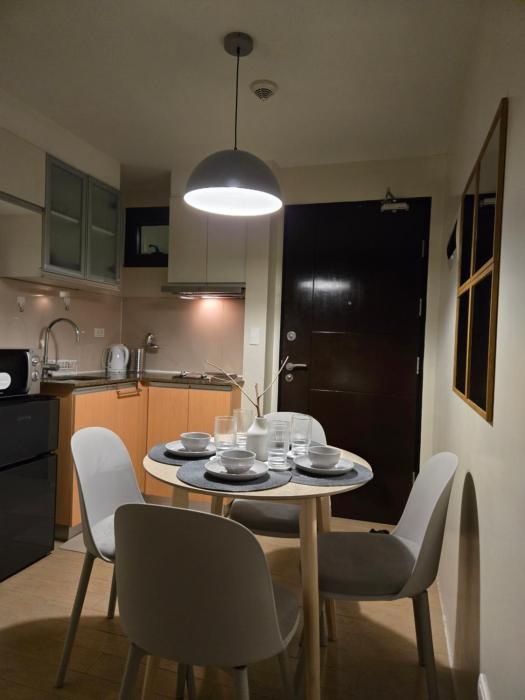 ScandiCozy Studio NAIA T3 Newport Wifi Pool Netflx