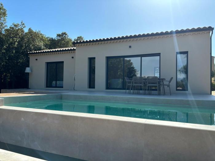 Villa provençale avec piscine privée
