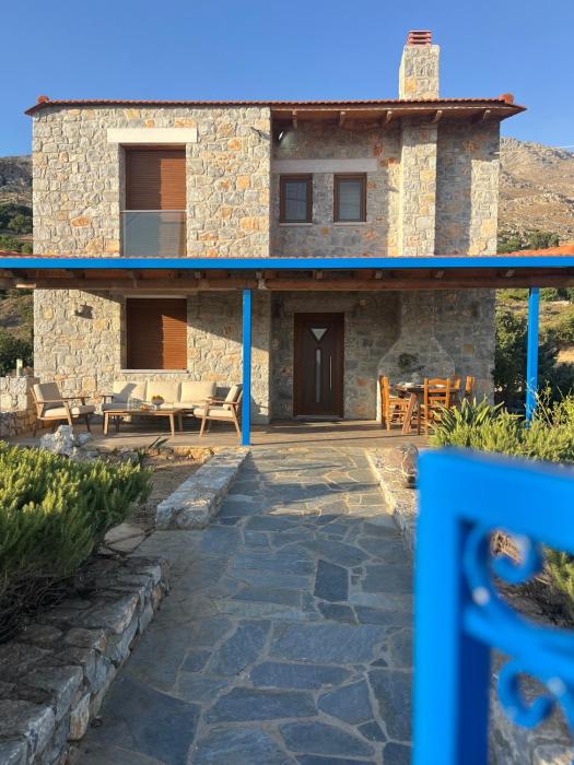 House Marevouni, Triopetra