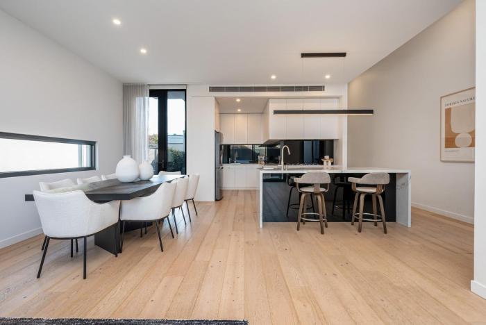 The Executive in Caulfield South