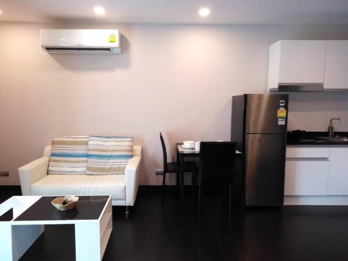Bright & Stylish 1-Bedroom Apt Near Nimman #A202