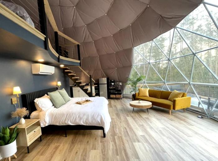 Spacious Dome with Lofted Interior and Furnished Deck in Kentucky