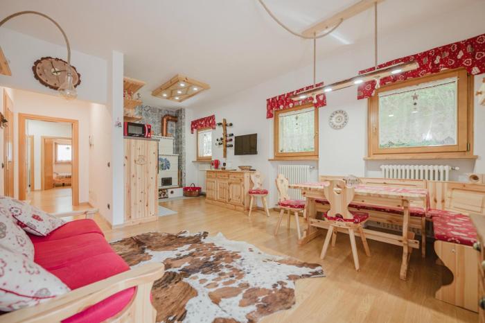 I Folli di Alleghe Apartment - Parking & Wi-Fi